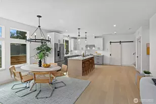 1261 NE 100th St, Seattle, WA 98125 - Photo 12