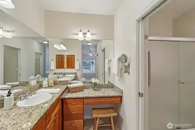 4406 Providence Point Place SE #301, Issaquah, WA 98029 - Photo 12