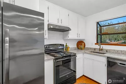 816 N 175th Street #2, Shoreline, WA 98133 - Photo 18