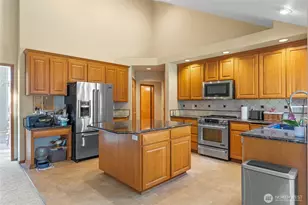 6904 227th St Ct E, Spanaway, WA 98387 - Photo 10