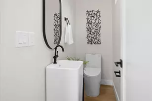 14308 Roslyn Pl N, Seattle, WA 98133 - Photo 14