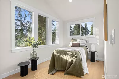 14308 Roslyn Place N, Seattle, WA 98133 - Photo 20