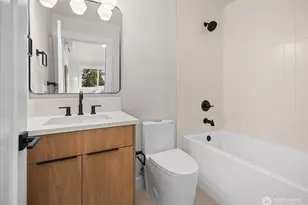 14308 Roslyn Pl N, Seattle, WA 98133 - Photo 22