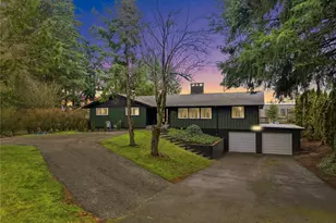 216 Shadow Ln NE, Olympia, WA 98506 - Photo 2