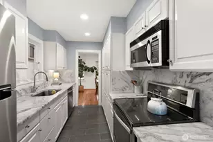 728 33rd Ave, Seattle, WA 98122 - Photo 8