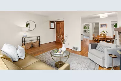 728 33rd Avenue, Seattle, WA 98122 - Photo 4