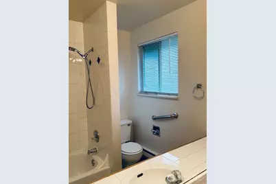 21527 73rd Place W #4, Edmonds, WA 98026 - Photo 8