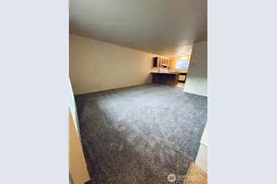 21527 73rd Place W #4, Edmonds, WA 98026 - Photo 2