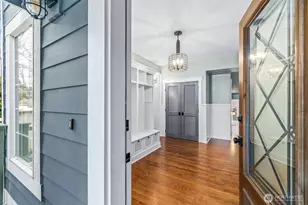 9510 9th Ave NW, Seattle, WA 98117 - Photo 2