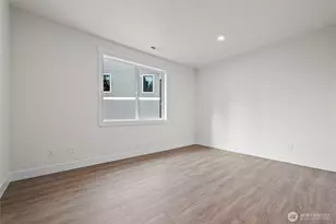 8717 33rd St E, Edgewood, WA 98371 - Photo 32