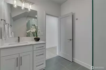 4019 4th Avenue NE, Seattle, WA 98105 - Photo 20