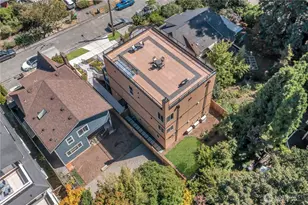 4019 4th Ave NE, Seattle, WA 98105 - Photo 2