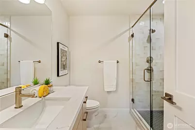 11043 B 19th Avenue NE, Seattle, WA 98125 - Photo 12