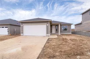 574 S Oasis Loop, East Wenatchee, WA 98802 - Photo 2