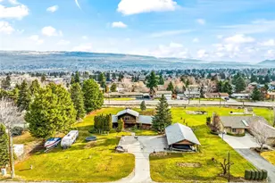 1919 B Fifth St, Wenatchee, WA 98801 - Photo 2