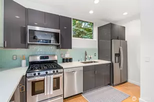 1211 S Grand St, Seattle, WA 98144 - Photo 12