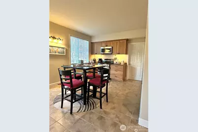 6736 NE 201st Place, Kenmore, WA 98028 - Photo 12