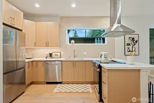 11043 19th Ave NE, Seattle, WA 98125 - Photo 6