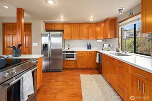 902 7th Ave S, Edmonds, WA 98020 - Photo 12