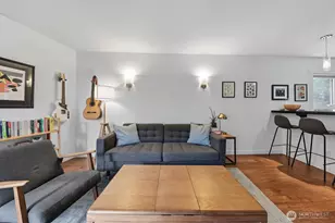 900 Summit Ave E, Seattle, WA 98102 - Photo 8