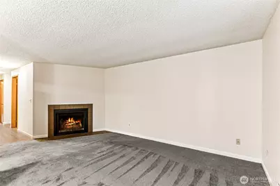 19855 25th Avenue NE #210, Shoreline, WA 98155 - Photo 4