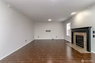 12516 204th Ave Ct E, Bonney Lake, WA 98391 - Photo 14