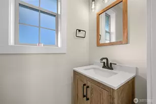 109 W 2nd St, Nooksack, WA 98276 - Photo 14