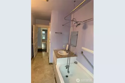 621 23rd Avenue E #2nd F, Seattle, WA 98112 - Photo 8