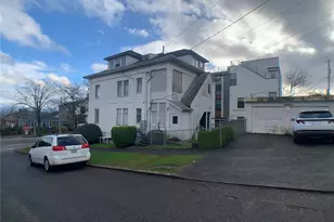 621 23rd Ave E, Seattle, WA 98112 - Photo 2