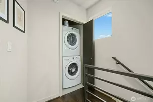 1743 NW 60th St, Seattle, WA 98107 - Photo 10