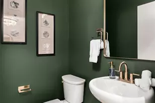 9711 44th Street SW, Seattle, WA 98136 - Photo 18