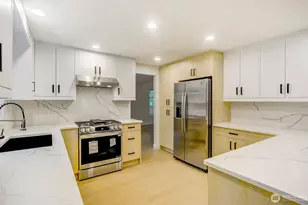 18501 28th Ave SE, Bothell, WA 98012 - Photo 14