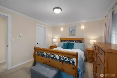 4605 56th Street NW #1C, Gig Harbor, WA 98335 - Photo 10