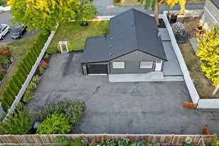 6226 NE 198th St, Kenmore, WA 98028 - Photo 2