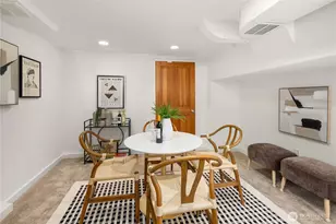 7920 5th Ave NE, Seattle, WA 98115 - Photo 26