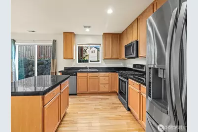 3225 146th Place SW, Lynnwood, WA 98087 - Photo 8