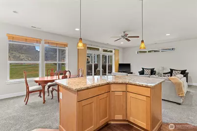 9270 Canyon Drive NW #C16, Quincy, WA 98848 - Photo 22