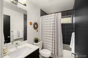 6740 Alonzo Ave NW, Seattle, WA 98117 - Photo 18