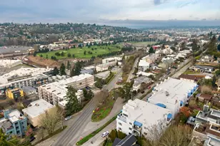 2244 13th Ave W, Seattle, WA 98119 - Photo 28