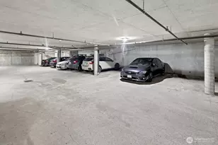 2244 13th Ave W, Seattle, WA 98119 - Photo 24