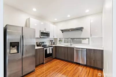 4290 S Greenbelt Station Drive, Seattle, WA 98118 - Photo 12