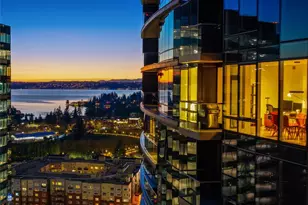 10700 NE 4th St, Bellevue, WA 98004 - Photo 2