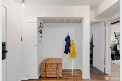 308 E Republican Street #513, Seattle, WA 98102 - Photo 4