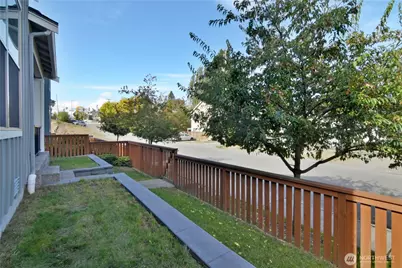 218 SW 96th Lane, Seattle, WA 98106 - Photo 24