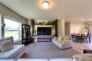 371 Mayer St, Coupeville, WA 98239 - Photo 4