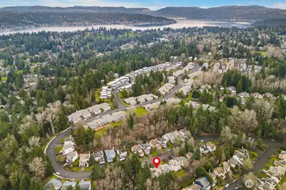 17431 NE 28th Street, Redmond, WA 98052 - Photo 32