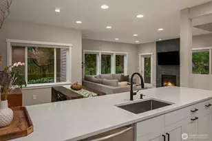 10012 NE 37th Ct, Kirkland, WA 98033 - Photo 6