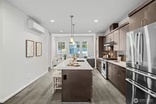 7629 NE 122nd Ct, Kirkland, WA 98034 - Photo 4