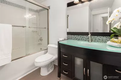 4316 W Lake Sammamish Parkway SE #H103, Issaquah, WA 98027 - Photo 8