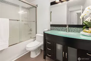 4316 W Lake Sammamish Pkwy SE, Issaquah, WA 98027 - Photo 8